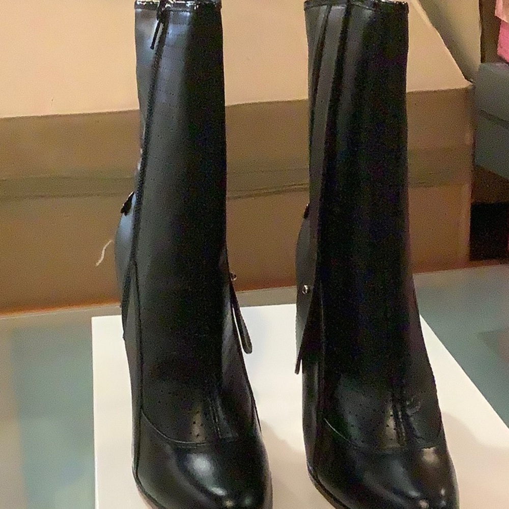 BRAND NEW IN BOX Bloomingdale’s boots